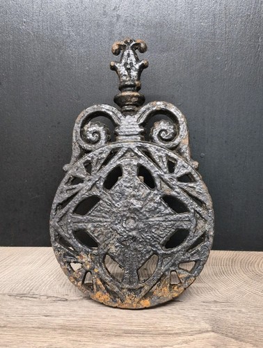 Antique fireplace trivet - antique,